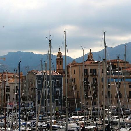 Calamaru Palermo Buitenkant foto