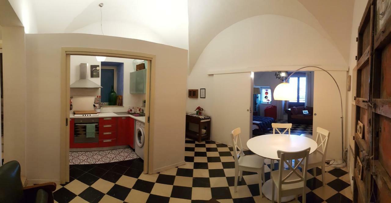 Calamaru Palermo Buitenkant foto