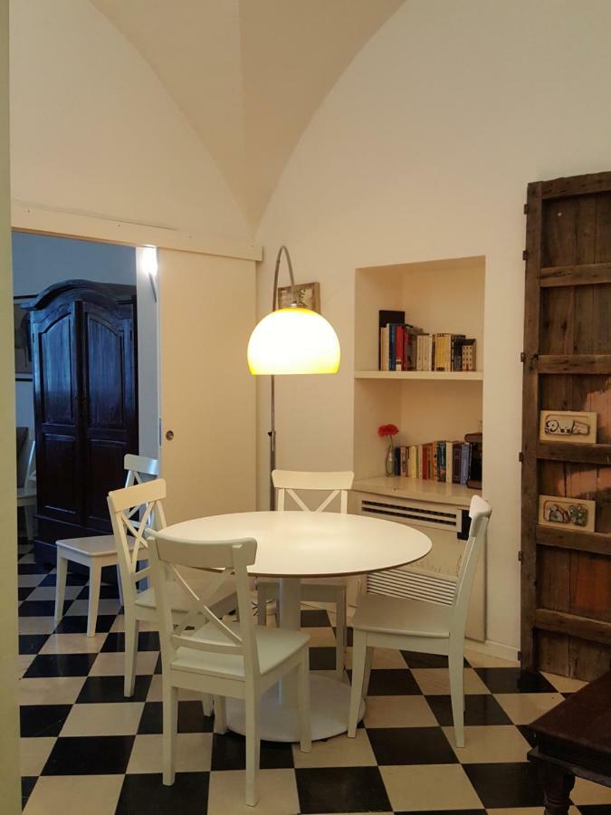 Calamaru Palermo Buitenkant foto