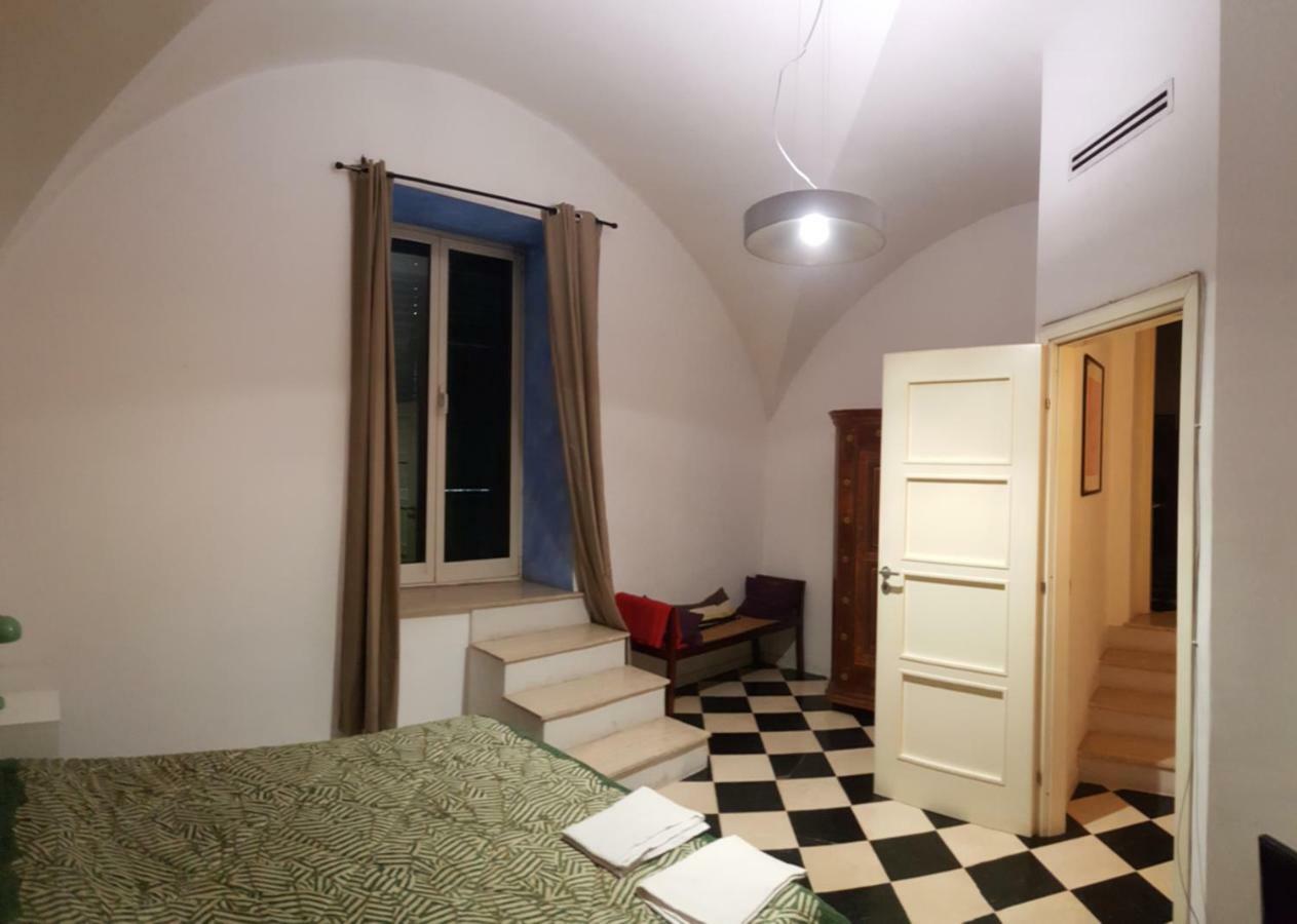 Calamaru Palermo Buitenkant foto